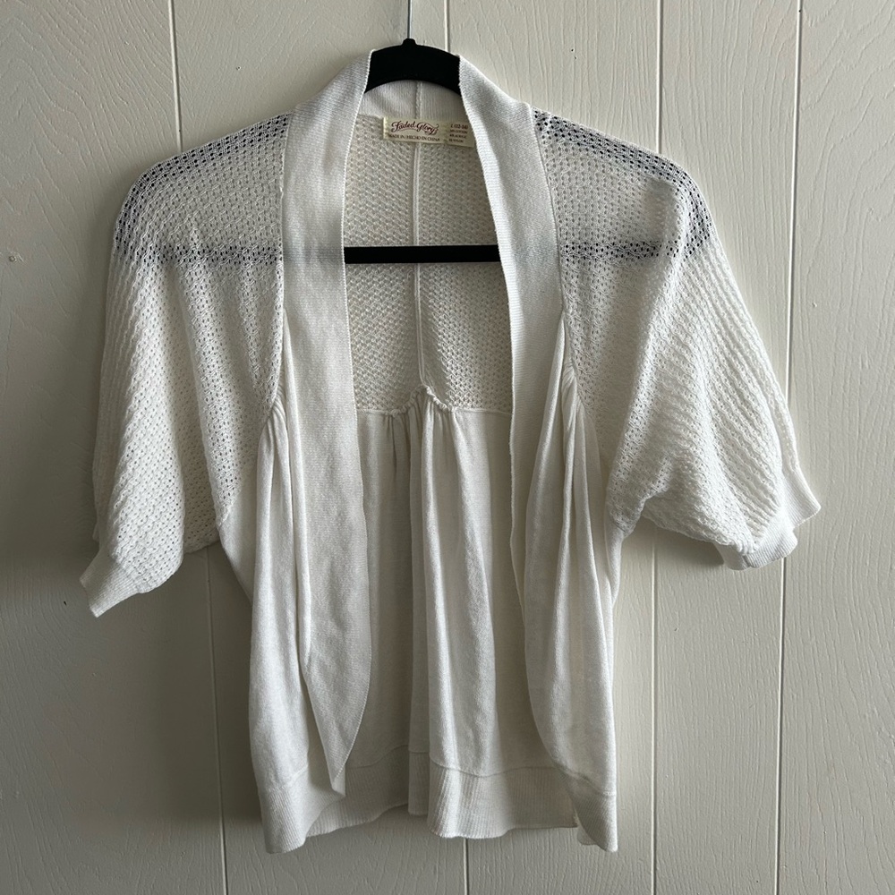 Faded Glory White Short Sleeve Women's Sweater